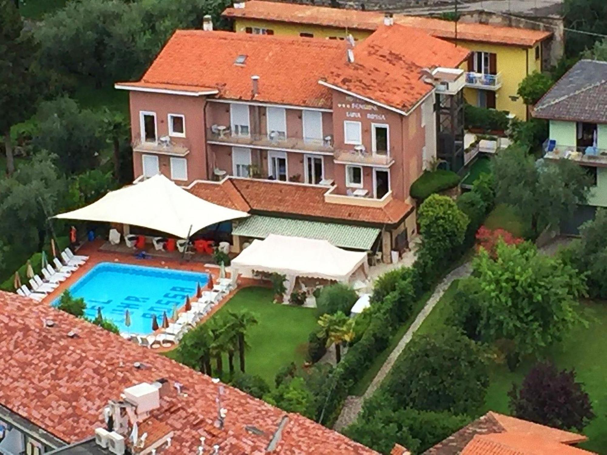 Hotel Luna Rossa (Adults Only) Мальчезіне Екстер'єр фото