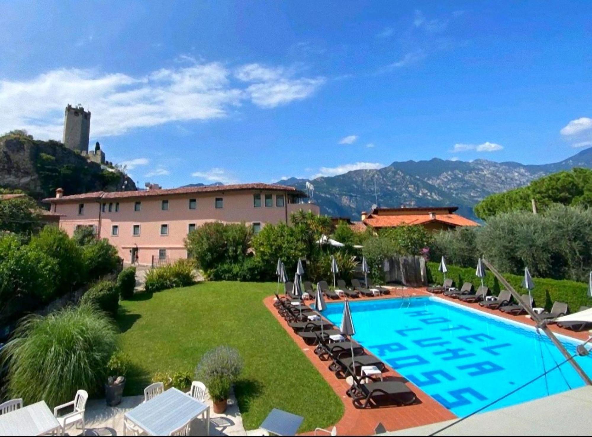 Hotel Luna Rossa (Adults Only) Мальчезіне Екстер'єр фото