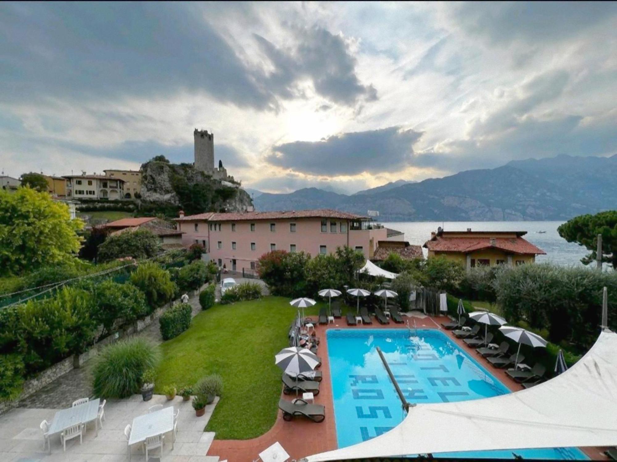 Hotel Luna Rossa (Adults Only) Мальчезіне Екстер'єр фото